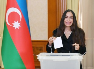 Prezident İlham Əliyev, Birinci xanım Mehriban Əliyeva və ailə üzvləri Xankəndidə səs veriblər