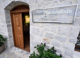 Prezident İlham Əliyev Şuşada Üzeyir Hacıbəylinin ev-muzeyinin bərpadan sonra açılışında iştirak edib