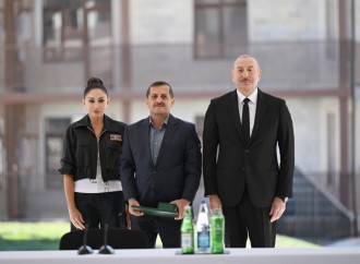 Prezident İlham Əliyev və Birinci xanım Mehriban Əliyeva Cəbrayıl şəhərində inşa olunan yaşayış kompleksinin açılışında iştirak ediblər