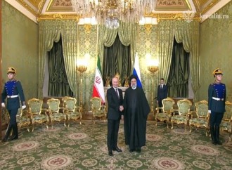 Moskvada Putinlə Rəisi arasında görüş başlayıb