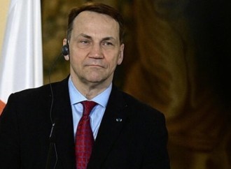 Polşa rus diplomatlarına səyahət məhdudiyyətləri qoyub