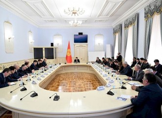 Akılbek Japarov Rusiya nümayəndə heyətini qəbul edib