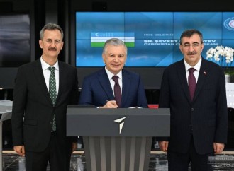 Mirziyoyev Türkiyə Aerokosmik Sənayesinə səfər edib