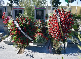 Şəhid hərbi pilot Rəşad Atakişiyevin məzarı ziyarət edilib