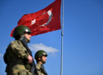 Türkiyə sərhəddini qanunsuz keçməyə cəhd edən şəxslər saxlanılıb