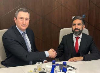 SOCAR prezidenti “Naftoqaz” şirkətinin baş icraçı direktoru ilə görüşüb