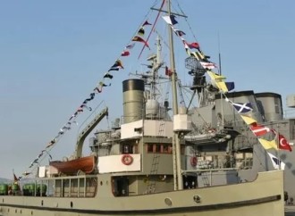 TCG Nusret Marmaris Limanında ictimaiyyətə təqdim edilir