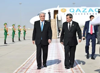 Kasım-Jomart Tokayev Türkmənistana rəsmi səfər edib