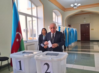 Baş nazir Prezident seçkilərində səs verdi