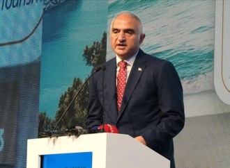 Antalyada 13-cü beynəlxalq kurort turizm konqresi başladı