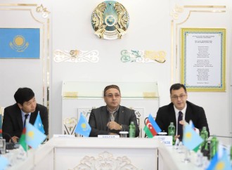 Türk Mədəniyyəti və İrsi Fondu Astanada Məhəmməd Füzulinin yubileyinə həsr edilmiş “Füzuli – 530 Misra” kitabının təqdimatını keçirib