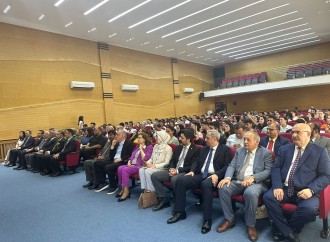 UNEC-də “İkinci beynəlxalq ümumdünya, sosial, təhsil və maliyyə" konfransı keçirilib