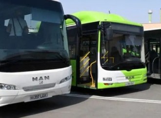 Özbəkistanda qadınların avtobus və yük maşınlarını idarə etməsinə icazə verilib