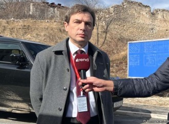 Səsvermə prosesi sakit şəraitdə keçir - Moldovadan olan deputat