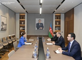 Ceyhun Bayramov Əlcəzairin Azərbaycanda yeni təyin olunmuş səfirini qəbul edib