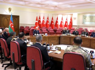 Yaşar Güler azərbaycanlı qazilərlə görüşüb