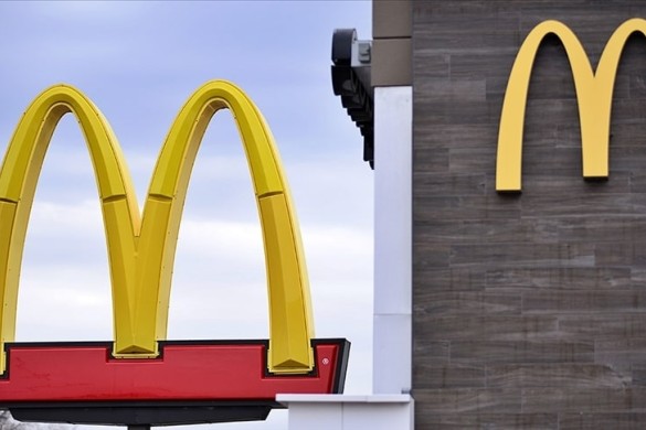 McDonald's-ın satışları son 4 ildən bəri ilk dəfə azalıb