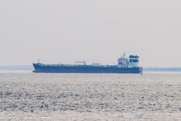 İran Türkiyənin Əliağa limanına gedən tankerdəki 145 min ton nefti qaytarıb