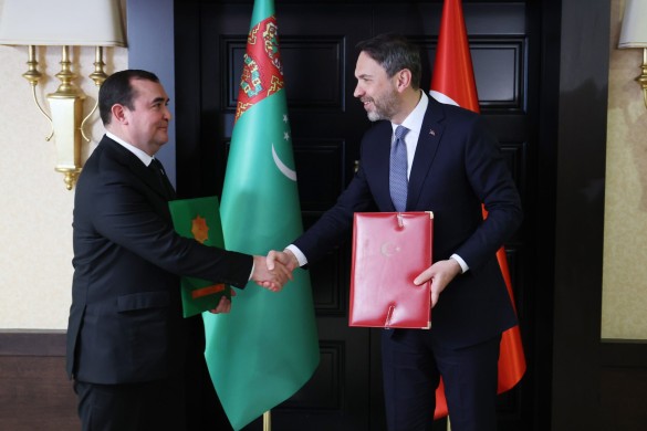Türkiyə ilə Türkmənistan arasında energetika sahəsində müqavilələr imzalanıb
