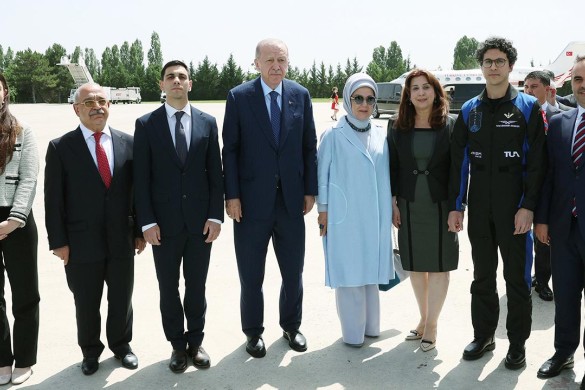 Ərdoğan kosmonavt Ataseveri qəbul edib
