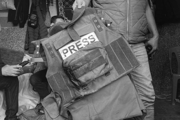 Reuters və AP İsrailin Nasser Xəstəxanası hücumuna sərt reaksiya verib