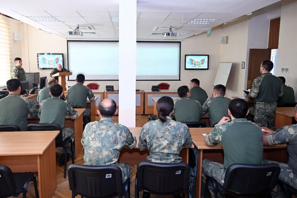 NATO ekspertləri Hərbi Polis İdarəsində təlim kursu keçirib
