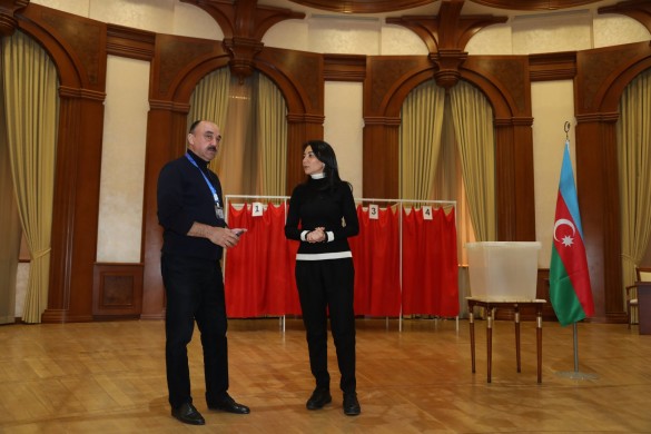 Ombudsman Xankəndi, Şuşa və Laçında seçki məntəqələrində yaradılan şəraitlə tanış olub