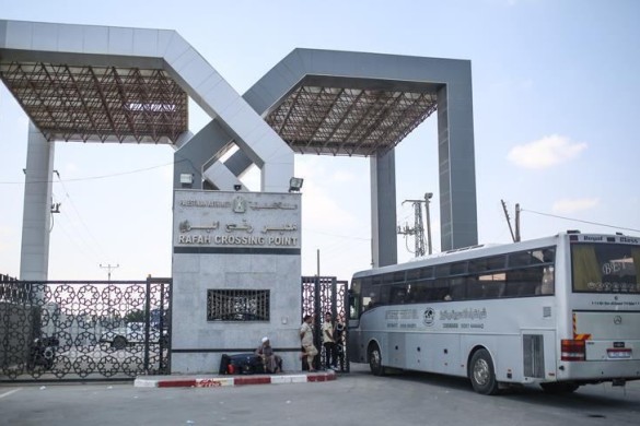 Qəzza zolağına humanitar yardım daşıyan 81 yük maşını daxil olub