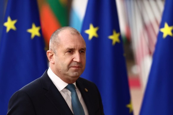 Rumen Radev Prezident İlham Əliyevi təbrik edib